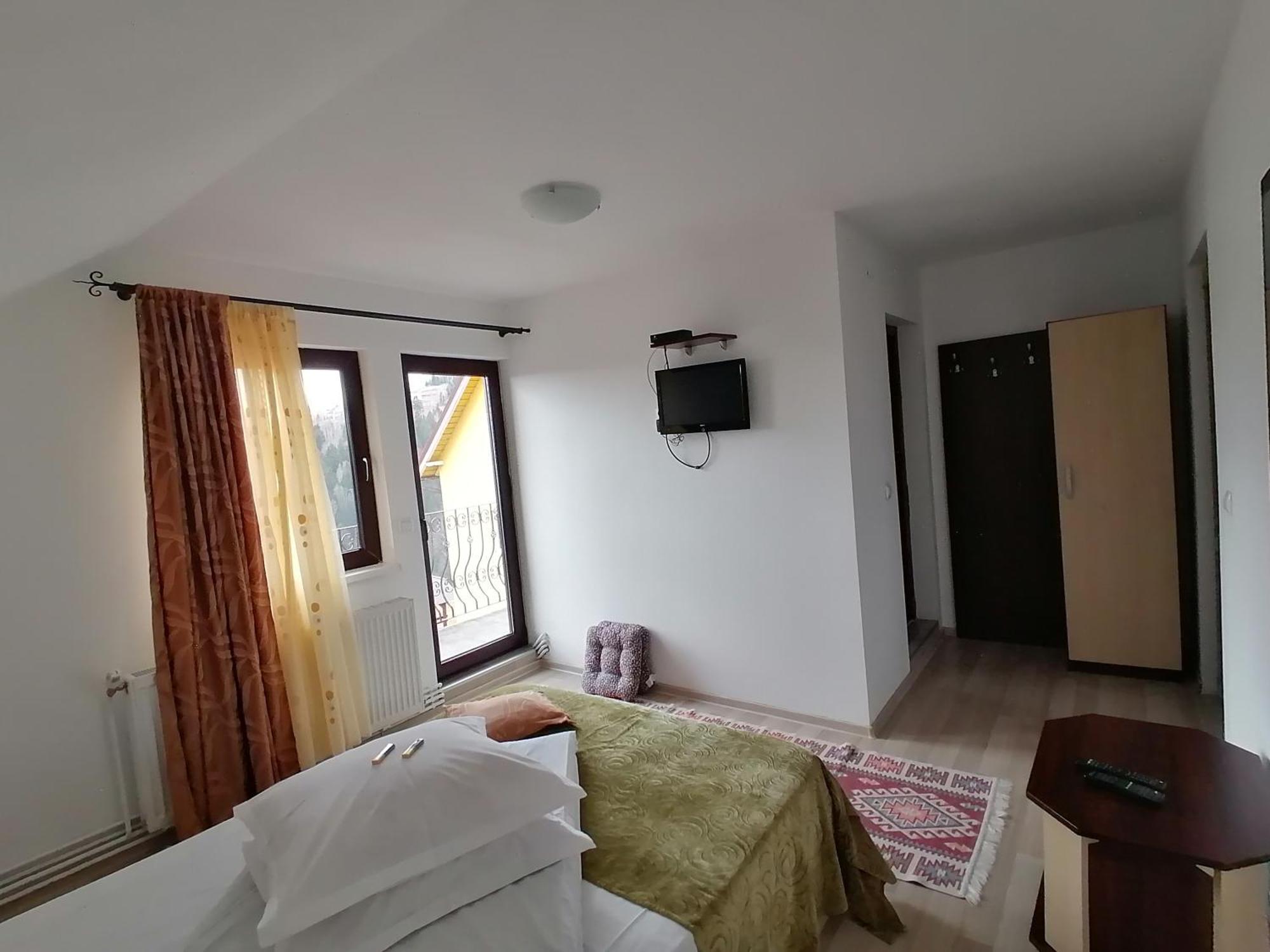 Garofita Pietrei Craiului Hotel Pestera  Kültér fotó