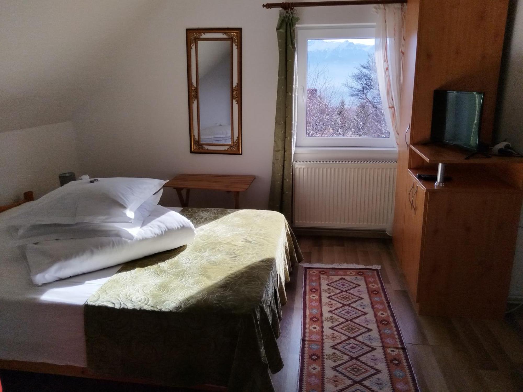 Garofita Pietrei Craiului Hotel Pestera  Kültér fotó